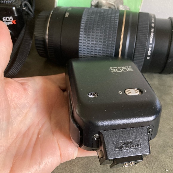 Canon EOS Rebel 35 mm camera (1993) - Picture 13 of 14